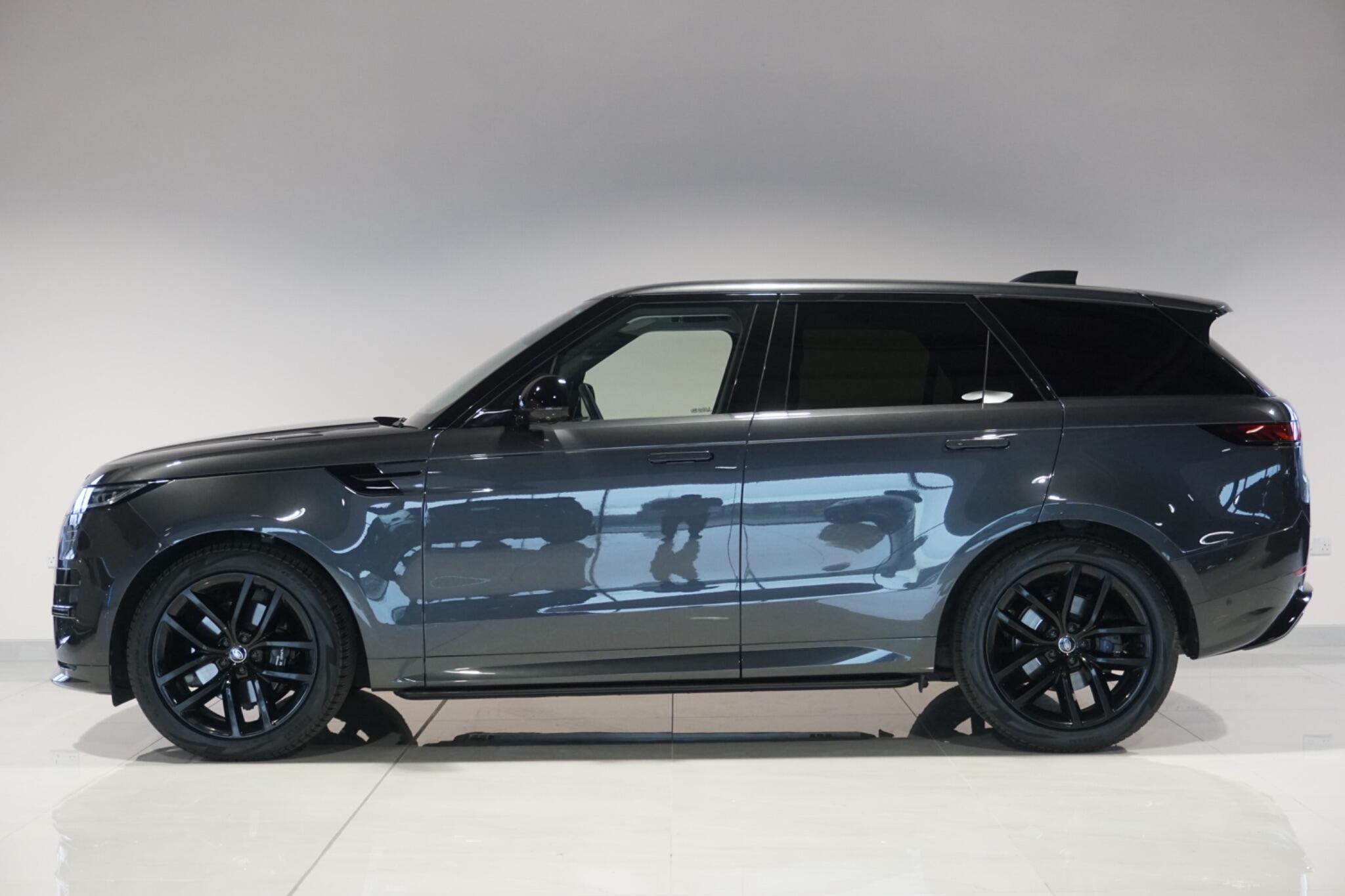 Land Rover Range Rover Sport 3.0 D300 MHEV Dynamic SE SUV 5dr Diesel Auto 4WD Euro 6 (s/s) (300 ps)